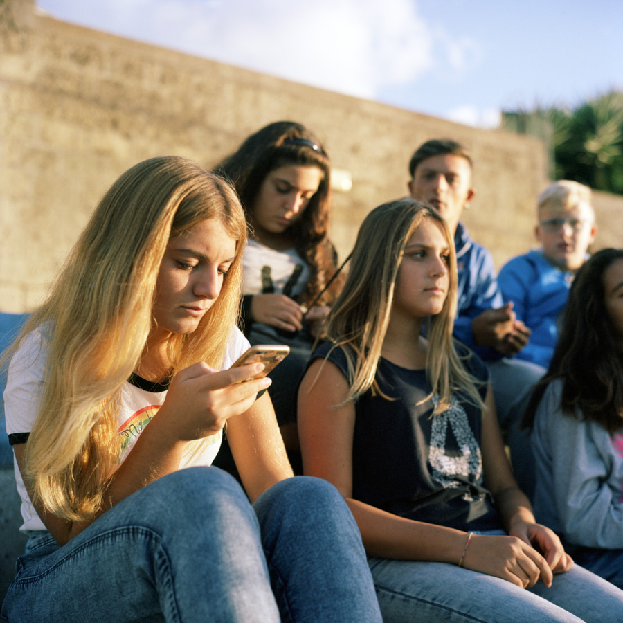 Marta Giaccone, "Ritorno all'isola di Arturo", project on teens living on Procida, Italy (2015-present)