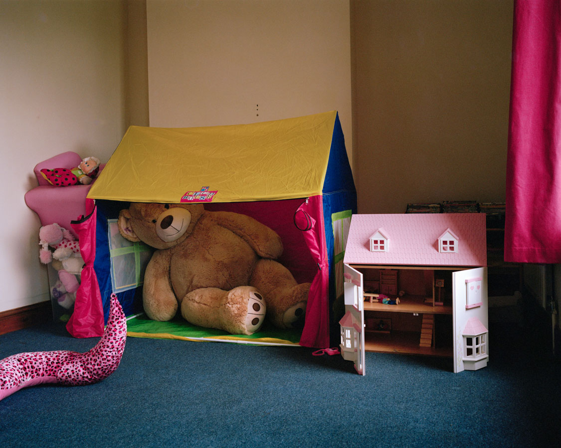 Marta Giaccone, "Be Still, My Heart", project on teen mothers in Wales, UK, 2014-present